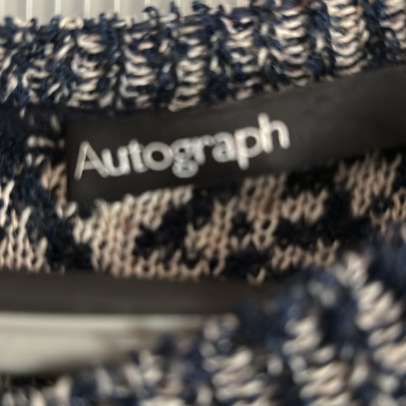 Autograph Sweater - Picture 3 of 4